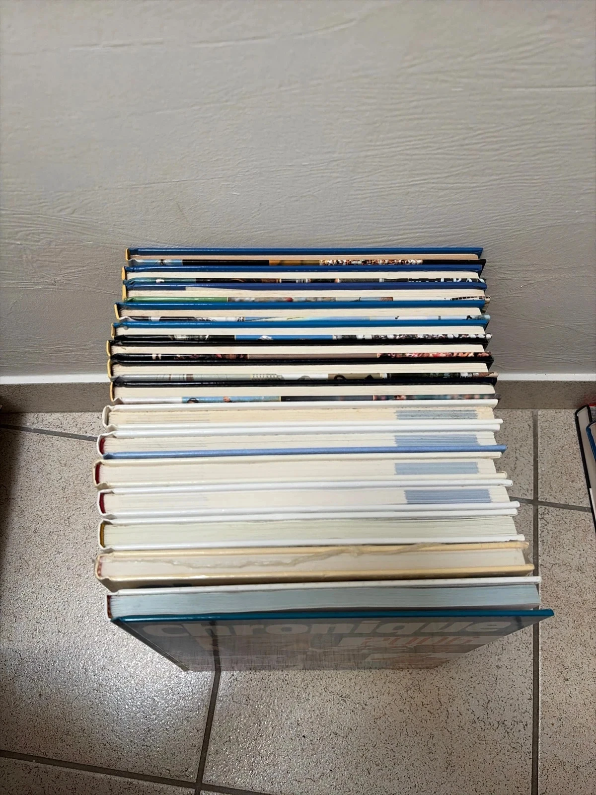 Large lots of books chronicling from 1992 to 2006 – photo 2